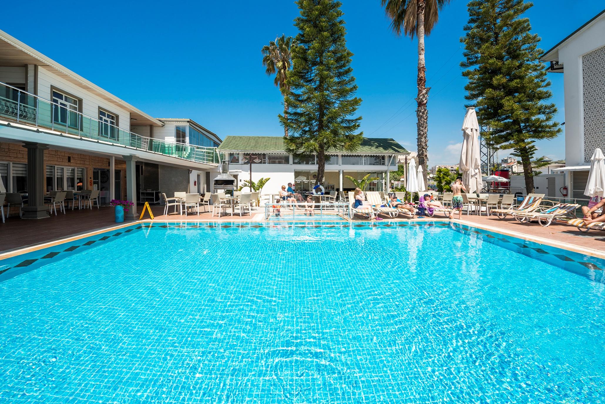Clover Magic Altinkum Park Hotel Side Exterior photo