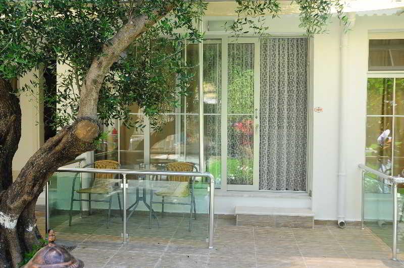 Clover Magic Altinkum Park Hotel Side Exterior photo