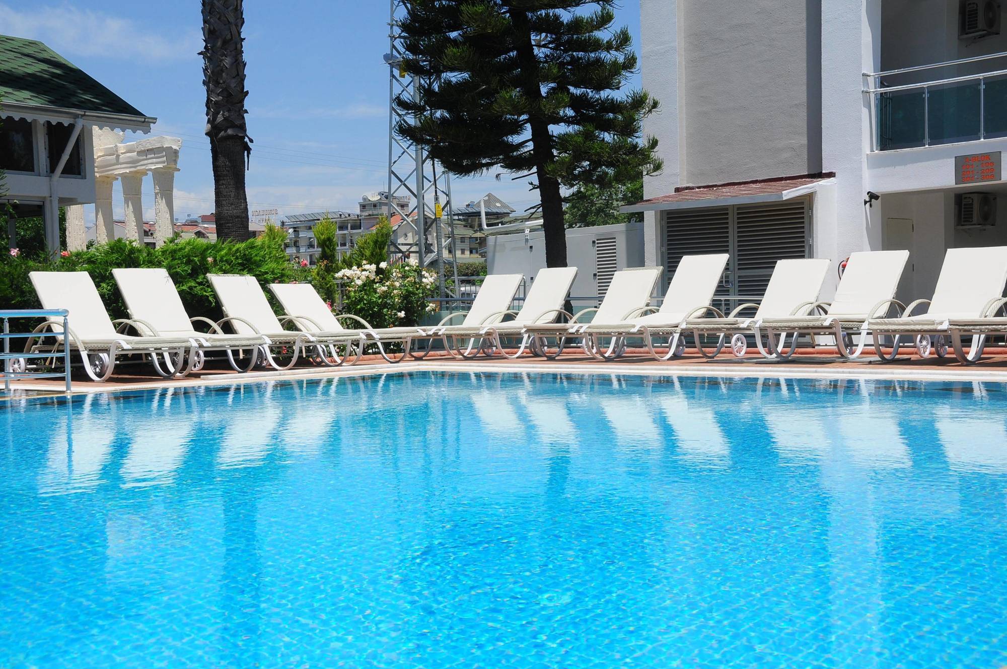 Clover Magic Altinkum Park Hotel Side Exterior photo